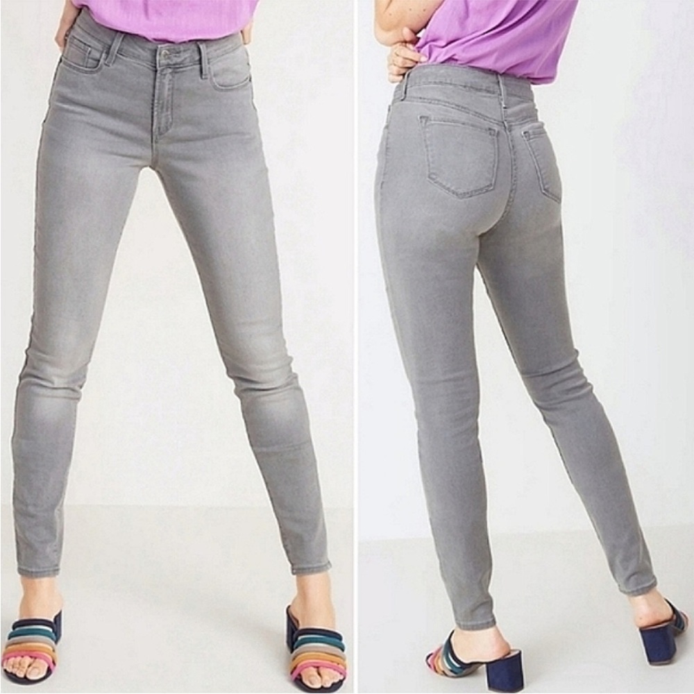Old Navy Mid Rise Curvy Profile Skinny Gray Jeans Size 10